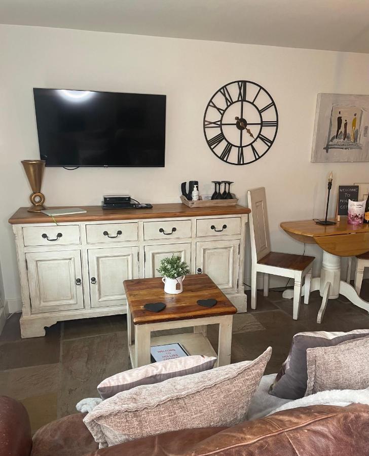 Hollies Cottage Кийли Екстериор снимка