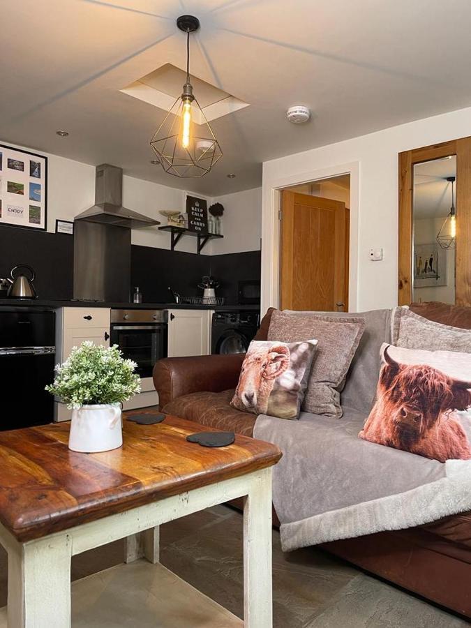 Hollies Cottage Кийли Екстериор снимка